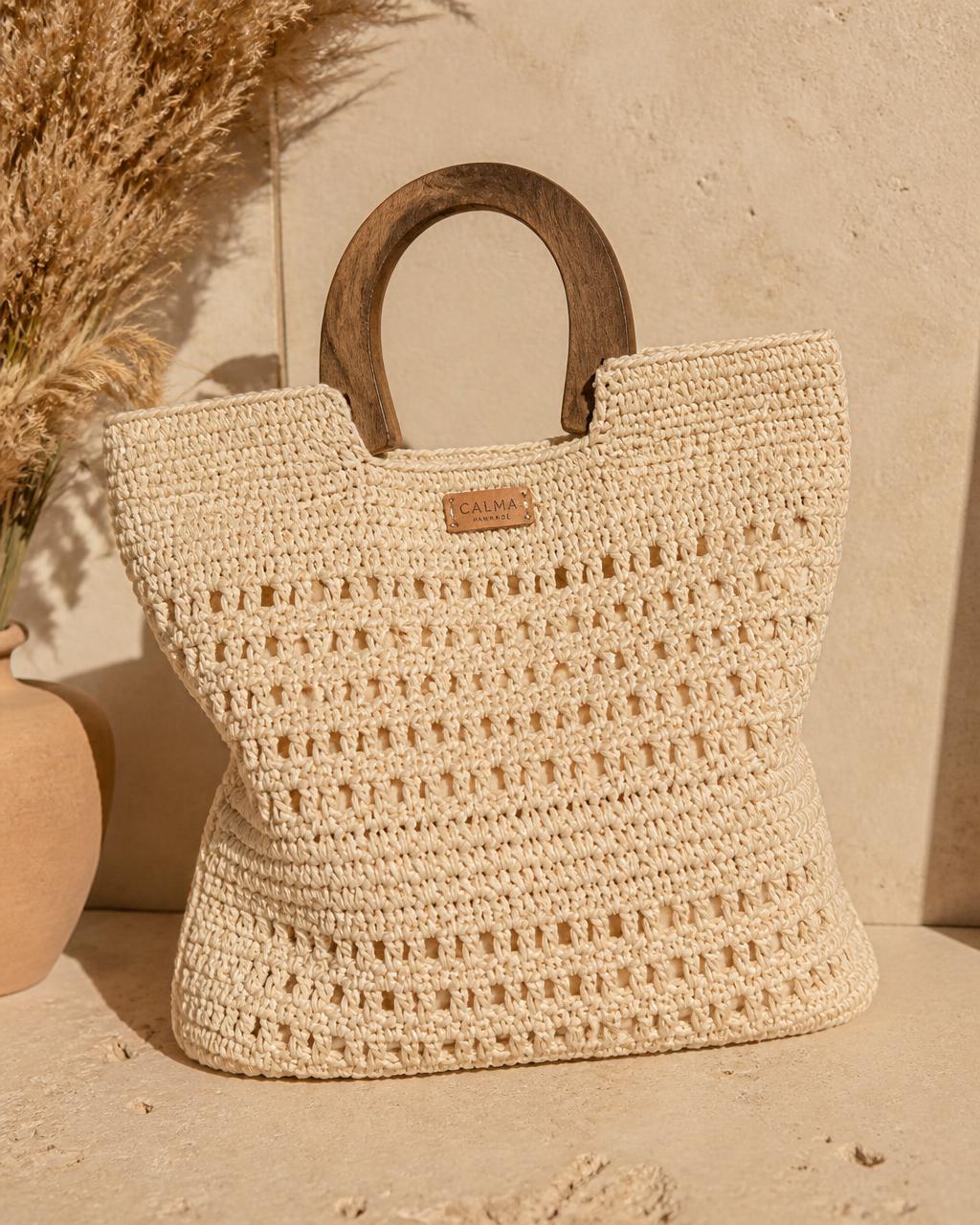 Wooden-handle market tote